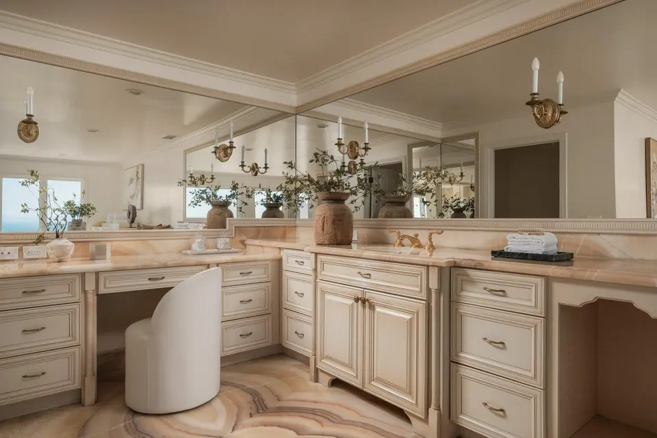 Bathroom vanity details